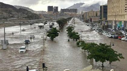 Мекка и Медина оказались под водой в результате мощного наводнения