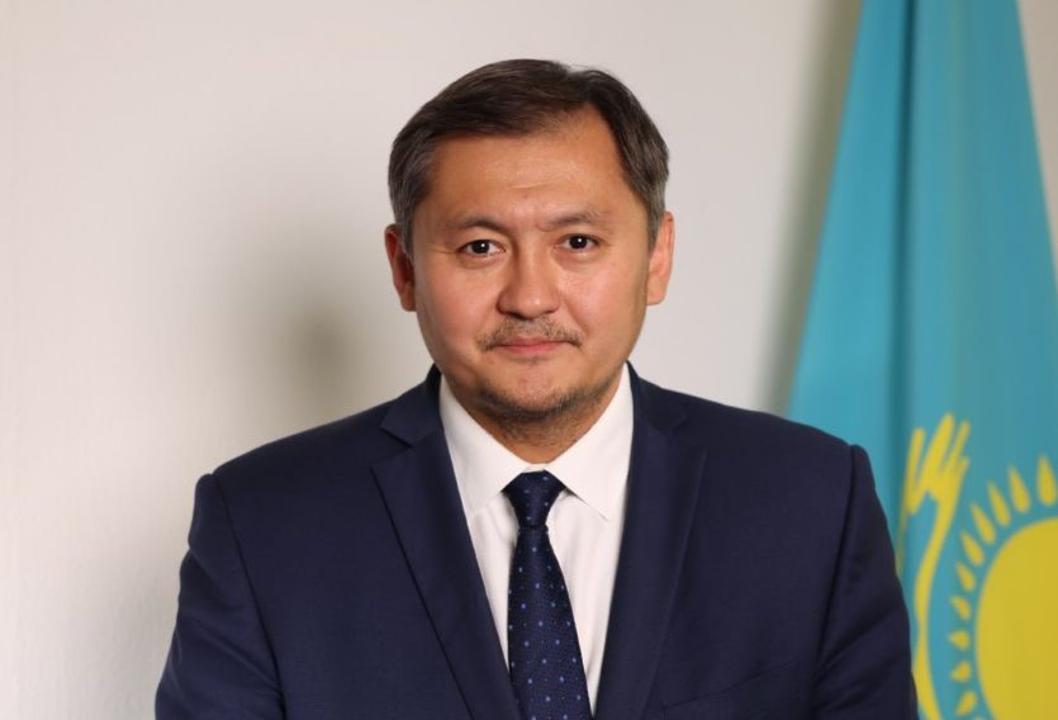 Саясат Нұрбек грантқа түсе алмаған студенттерге ақысыз оқудың өзге жолдарын айтты