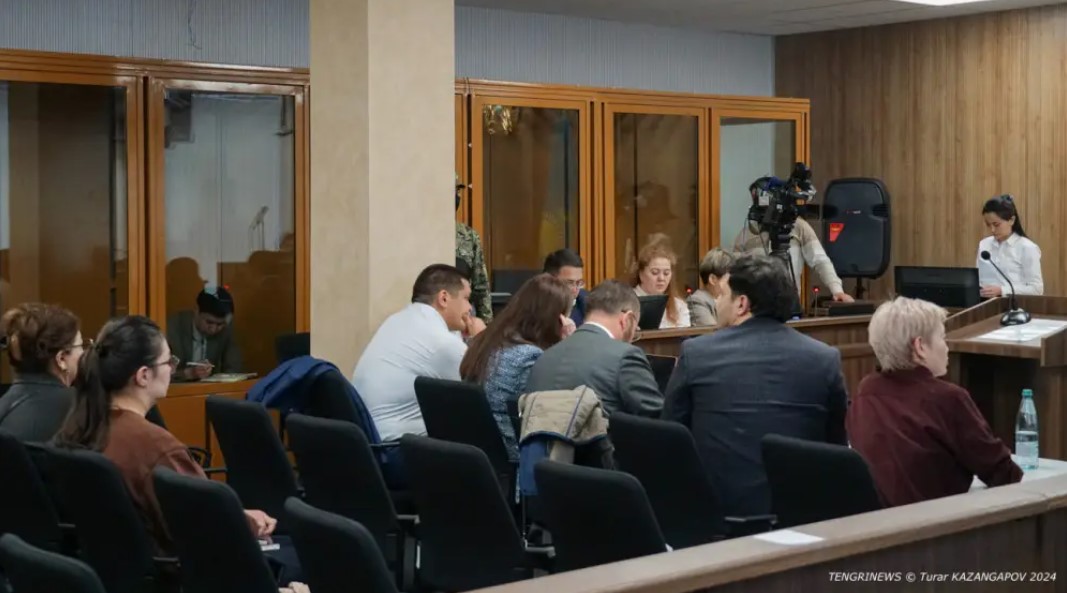 Бишімбаев сотында 100 млн теңге пара бермек болған әйелге үкім шықты