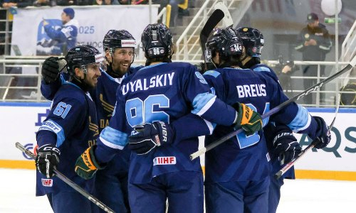 Казахстан разгромил Японию и выиграл чемпионат Азии по хоккею