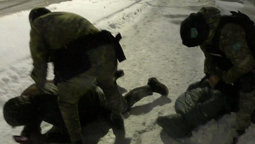 Блогеров с поличным задержали в Алматы: видео появилось в соцсетях