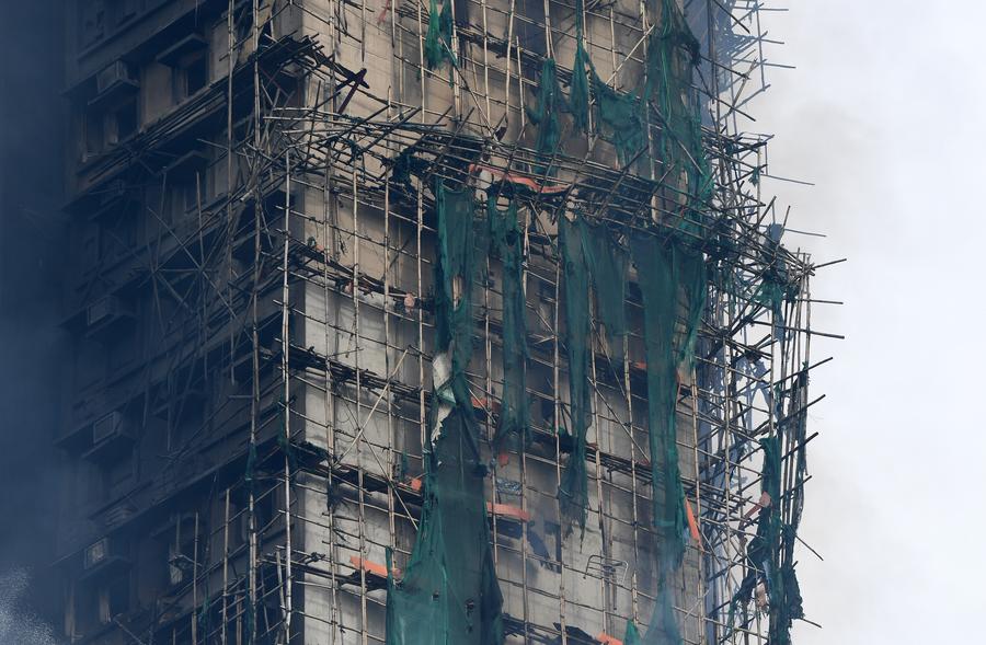 Гонконгтағы өрт: қамауға алынғандар саны 13-ке жетті