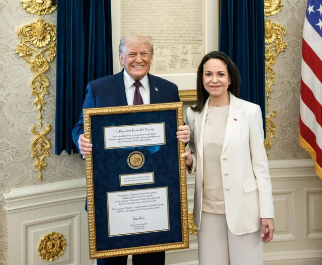Мачадо Бейбітшілік бойынша Нобель сыйлығын Трампқа табыстады