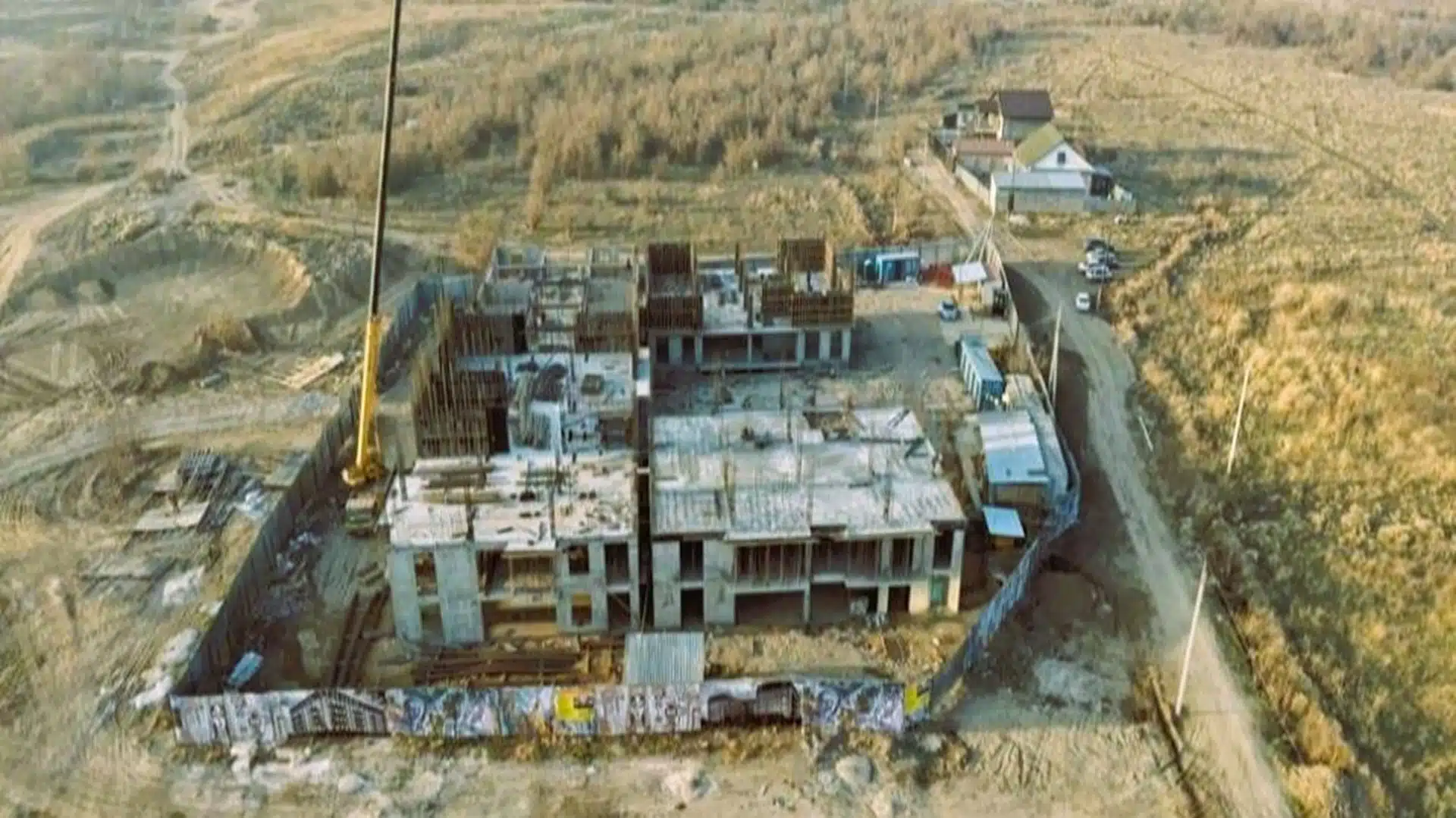 Алматыда екі тұрғын үйдің құрылысы тоқтатылды