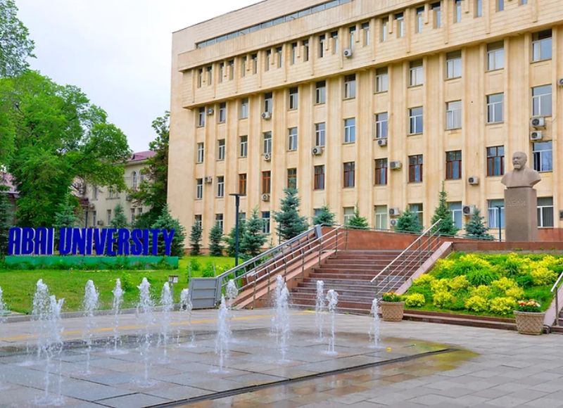 Беделді университеттің бұрынғы ректорының қитұрқы әрекеті әшкереленді