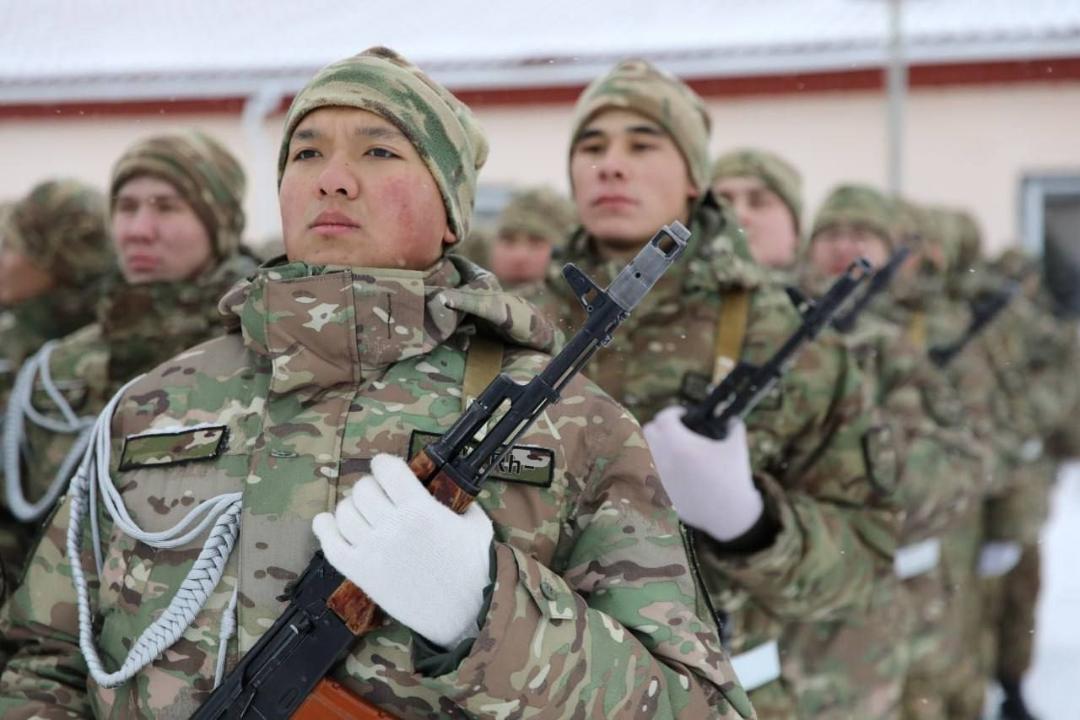 "Ақ билет алып береміз": Қорғаныс министрлігі мәлімдеме жасады
