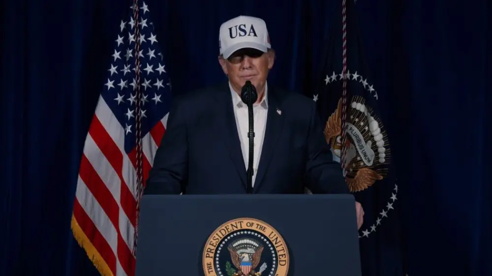Трамп АҚШ-тың қарулы күшінің «шексіздігін» айтып мақтанды