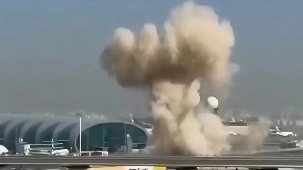 Дубай әуежайына дрон құлады