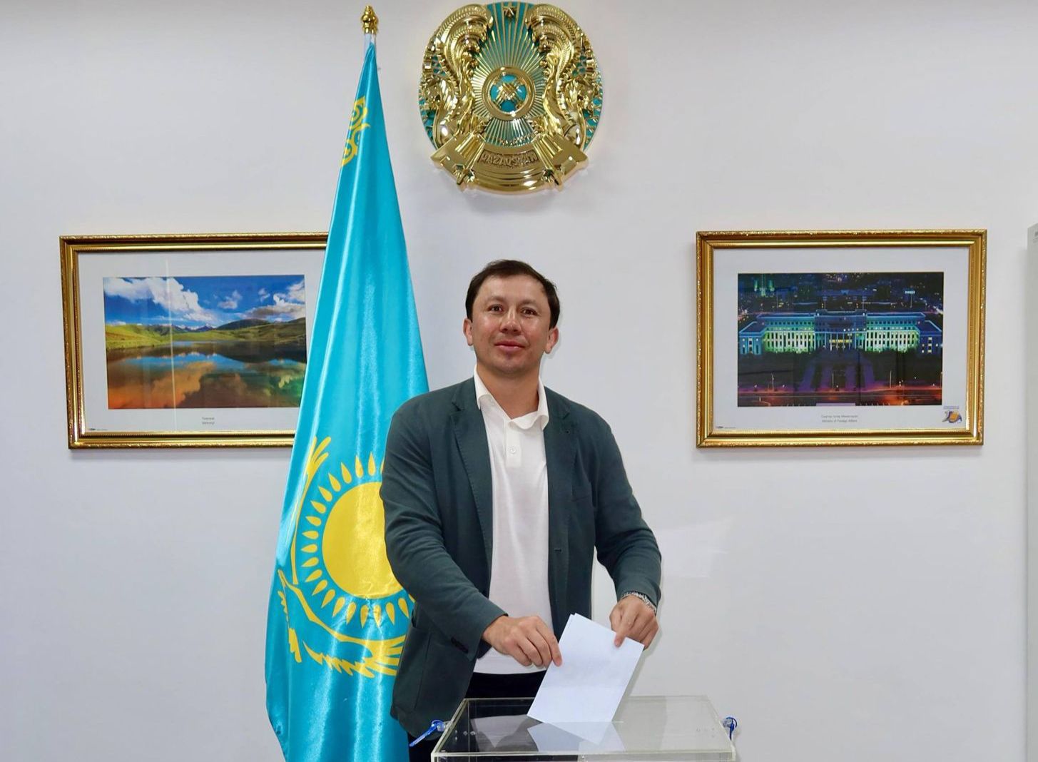Геннадий Головкин Бангкокта дауыс берді