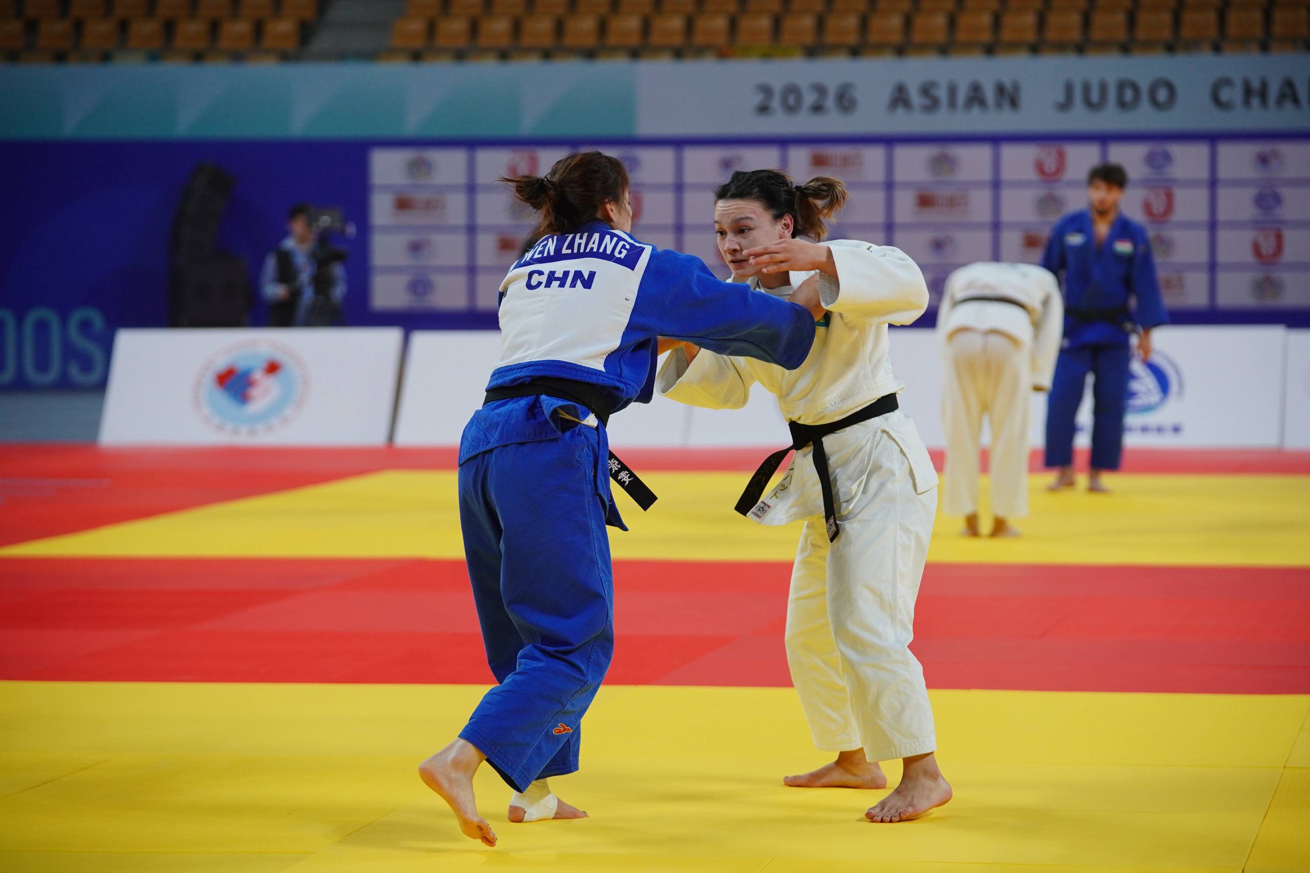Дзюдодан Азия чемпионатында Қазақстан құрамасы жартылай финалға өтті