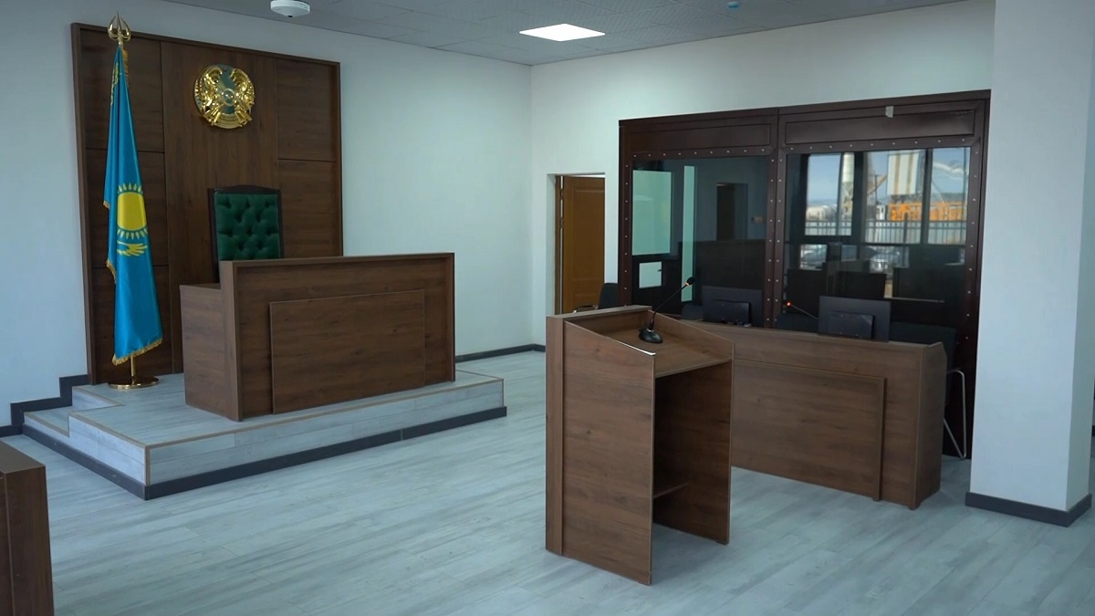 Шымкентте әкімдікті бопсалаған блогер 5 жылға сотталды