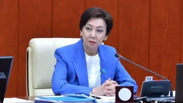 Juz пікір: "Әр үшінші түлек мамандығы бойынша жұмыс істемейді"