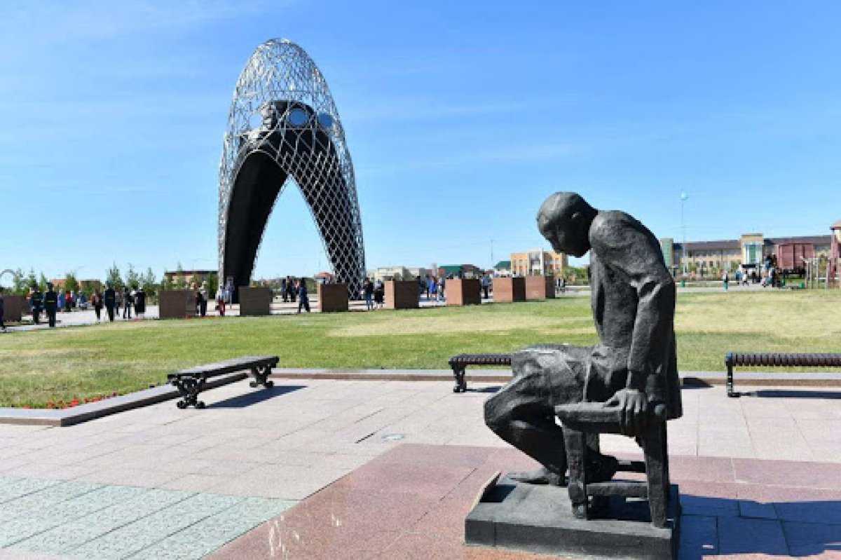 Ашаршылық пен саяси қуғын-сүргін жылдары қазақ халқы қанша адамынан айырылды