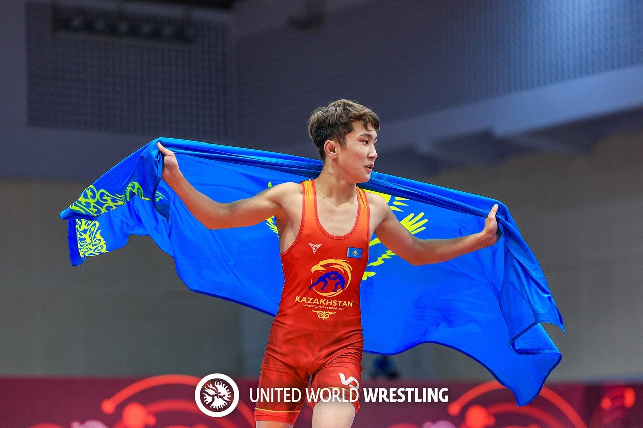 Қазақстан U15 Азия чемпионатында күрестен 20 медаль еншіледі