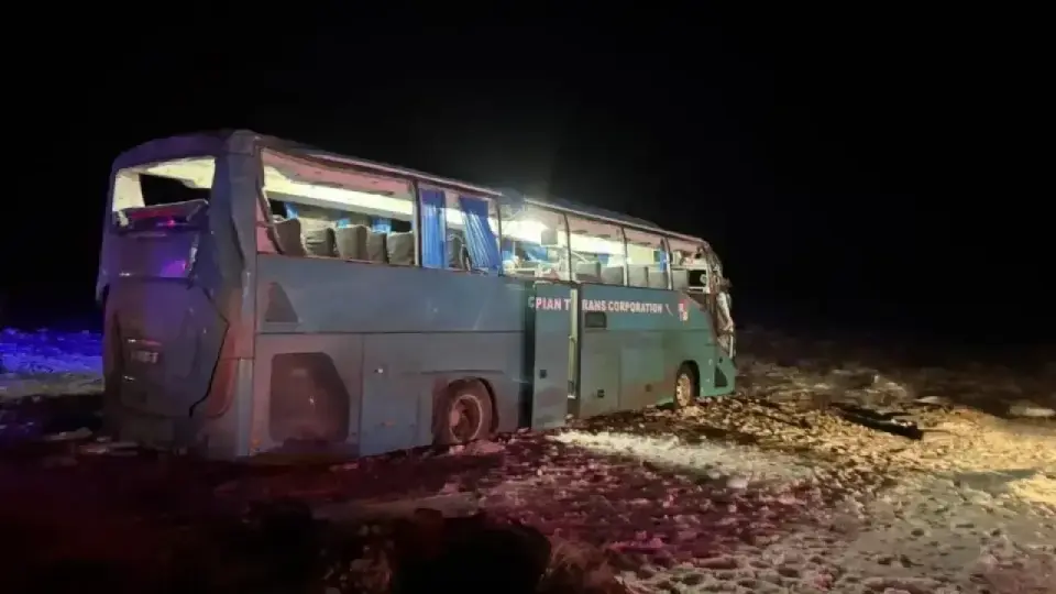 Бес адамның өмірін қиған апат: Маңғыстауда жолға жауапты басшы сотталды