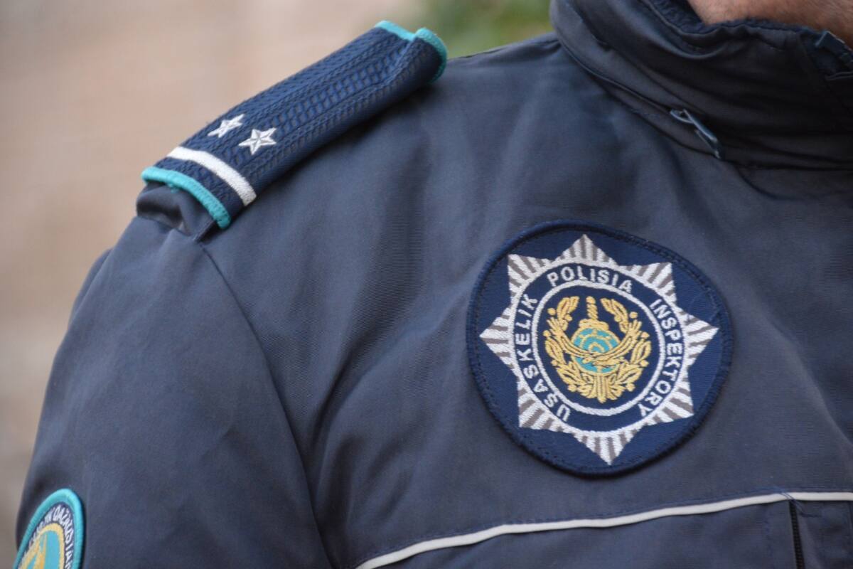 Алматыда есірткі таратты деген күдікпен жасөспірім қыз ұсталды